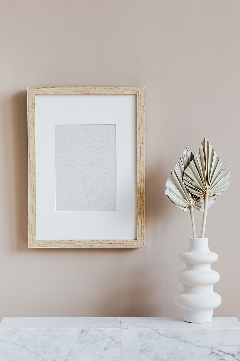 scandinavian-room-interior-with-mockup