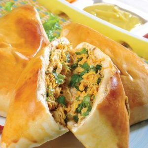 Esfirra fechada de frango